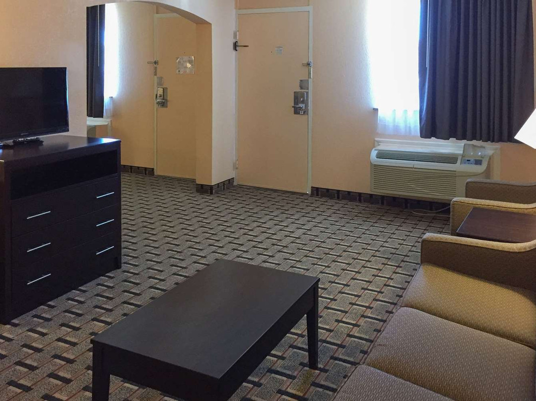 Corporate Hospitality Housing - Big Spring主图