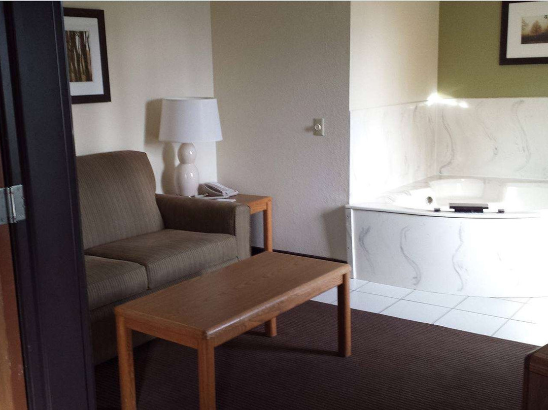 AmericInn by Wyndham Grand Rapids主图