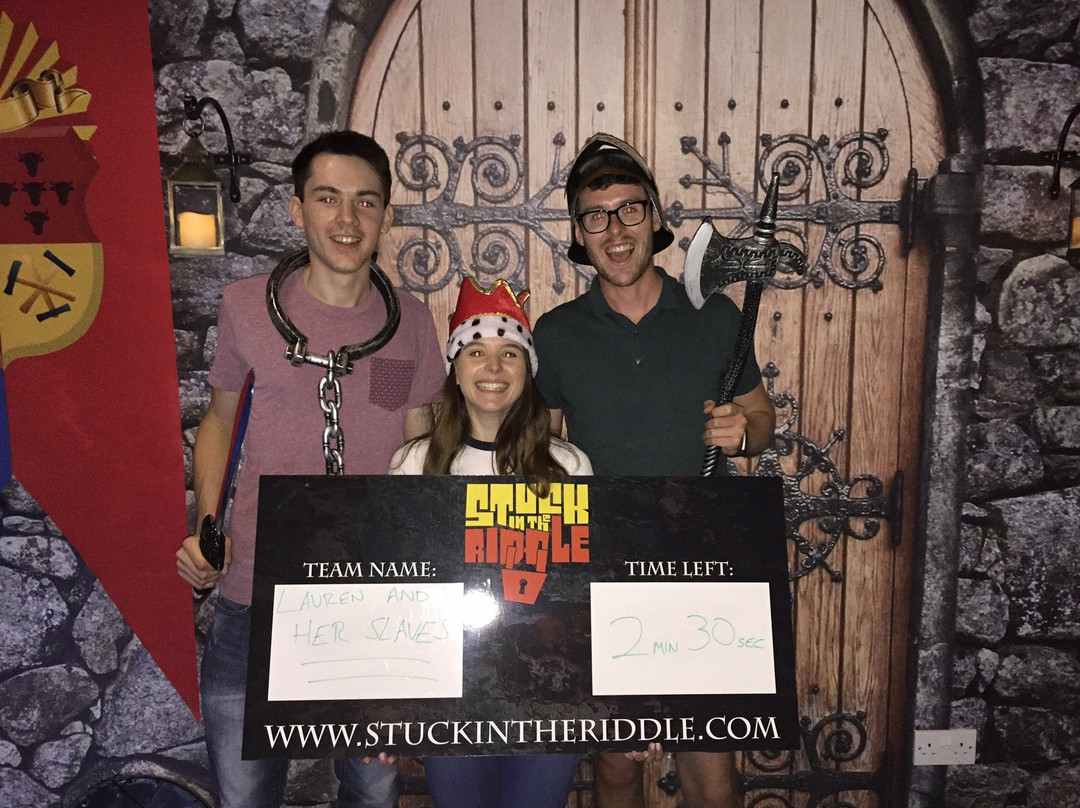 Stuck in the Riddle-Huddersfield必去景点