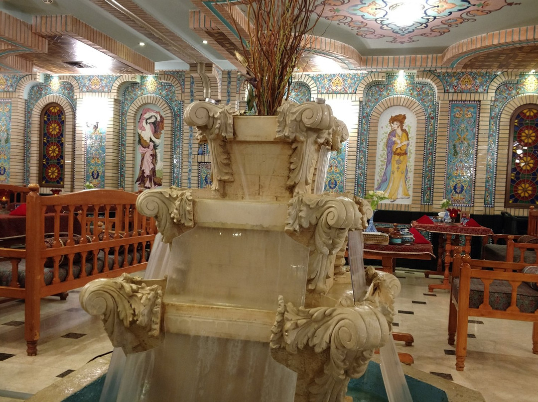 Golden Palace International Hotel主图