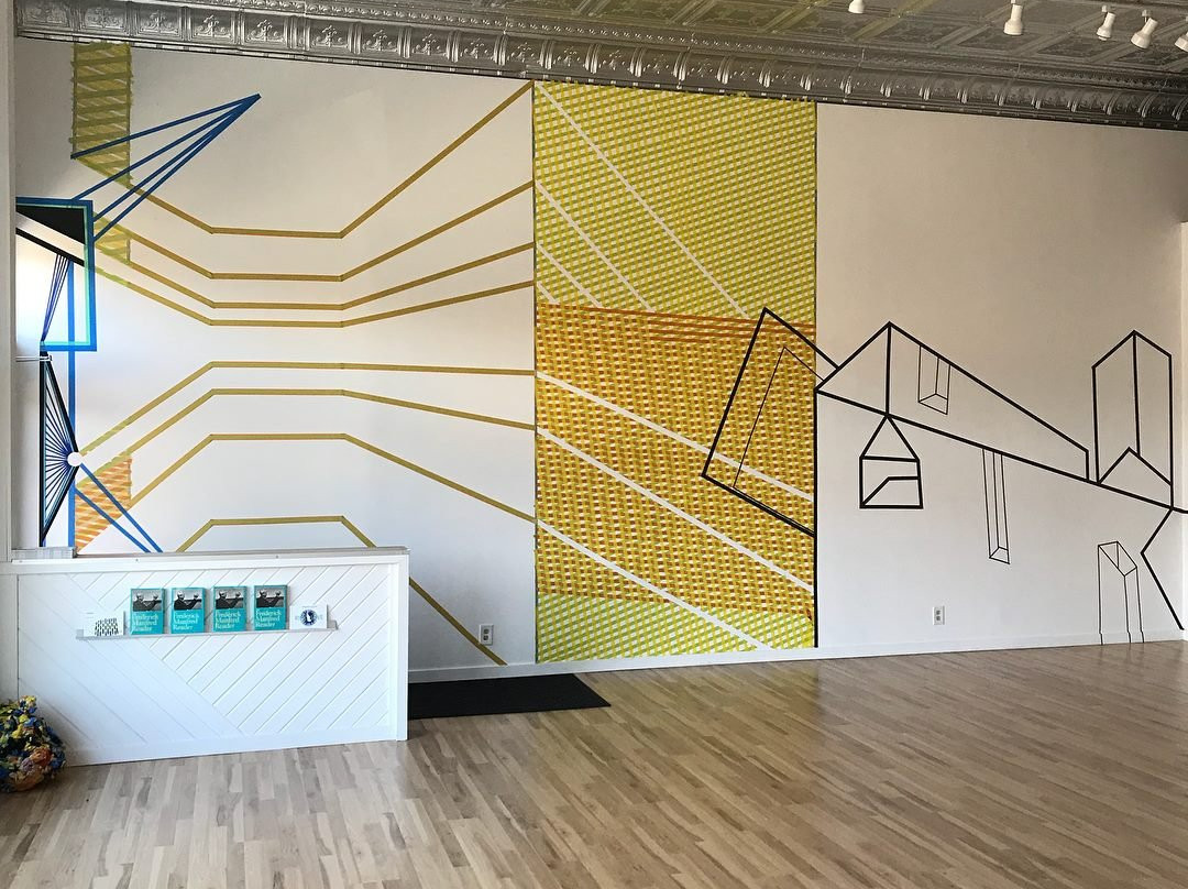 Lord Grizzly Gallery-Luverne必去景点