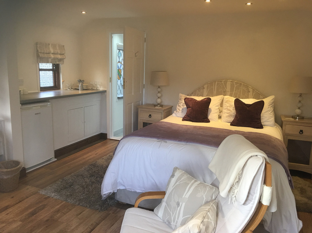 Kingfisher Retreat主图