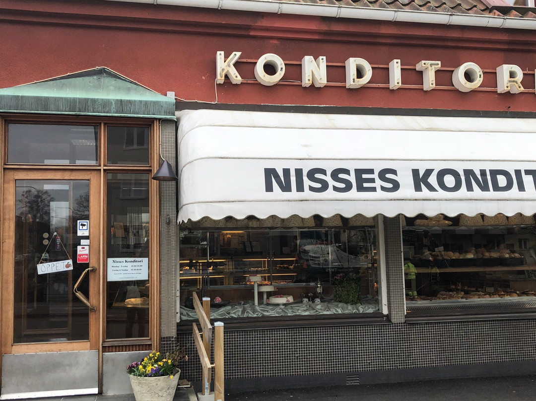Ängelholm餐馆和美食-Nisses Konditori