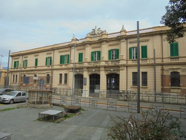 Palazzo della Dogana di Messina-墨西拿必去景点