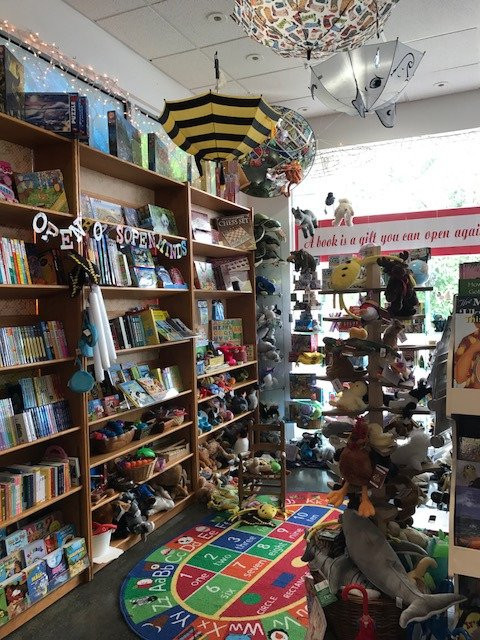 Basically Books-希洛必去景点