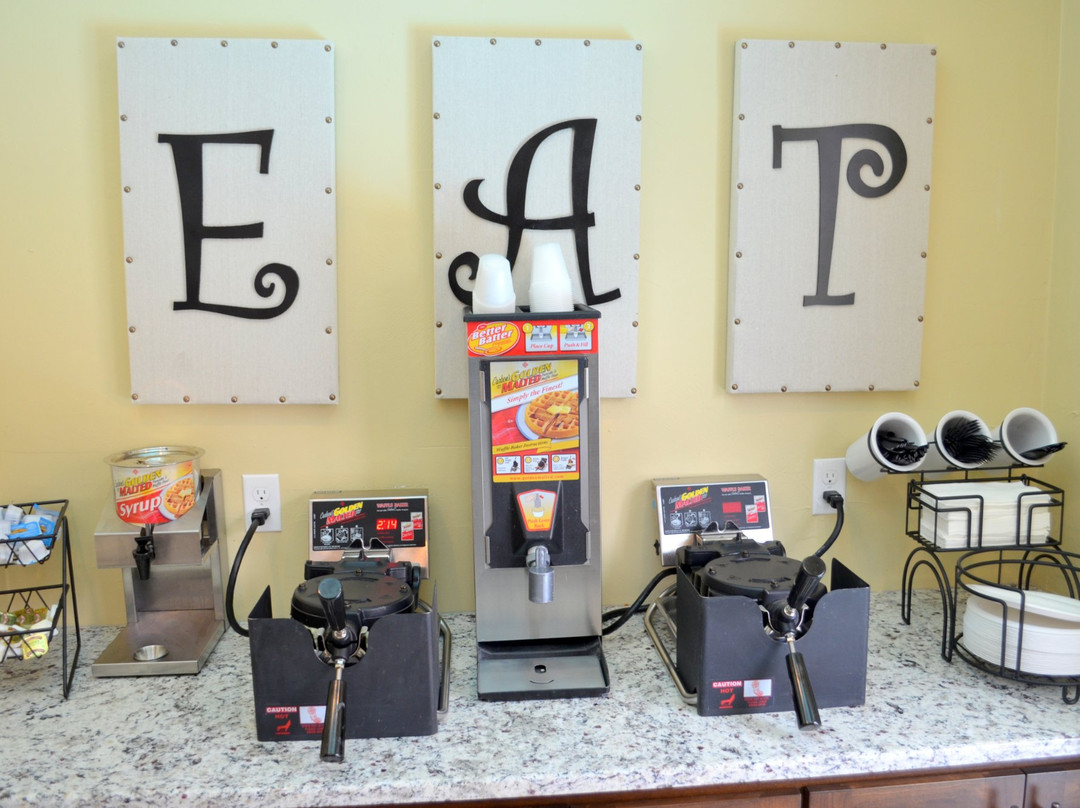 Stratford Court Apartments主图