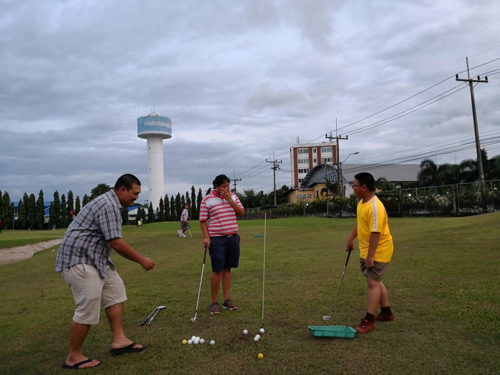 Phunaka Golf Course景点图片