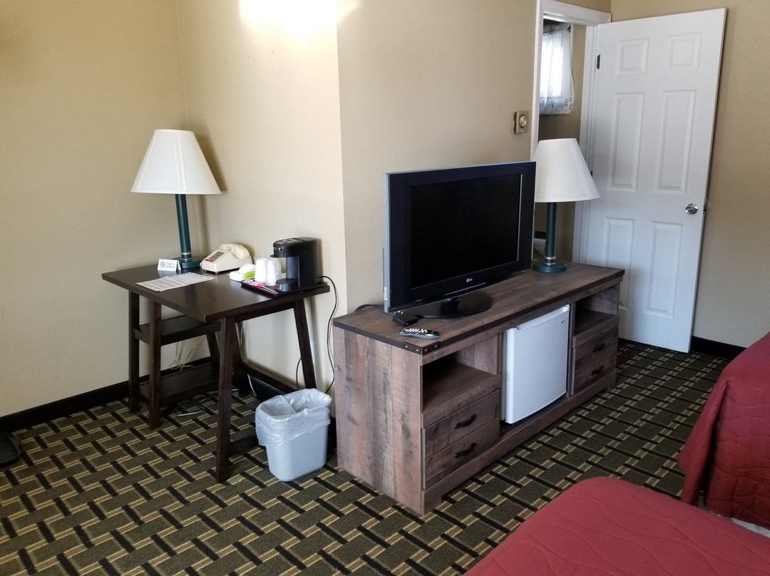 Middlebury Sweets Motel主图