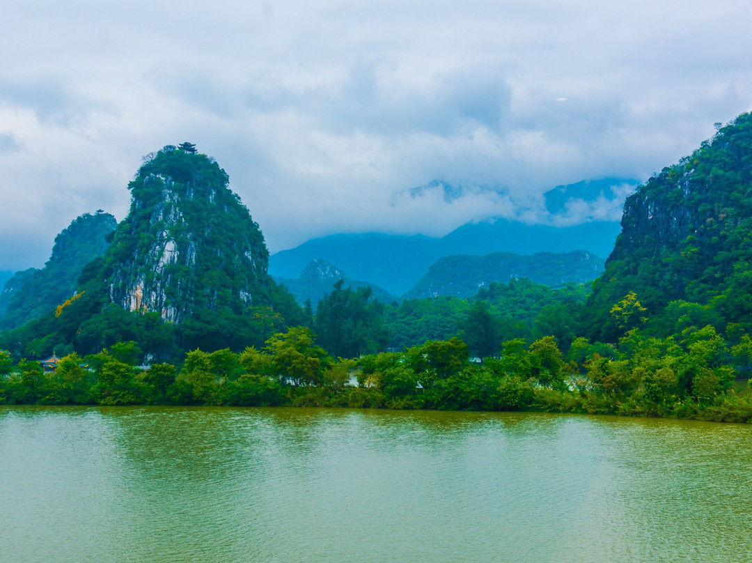 涟岸湖景酒店主图