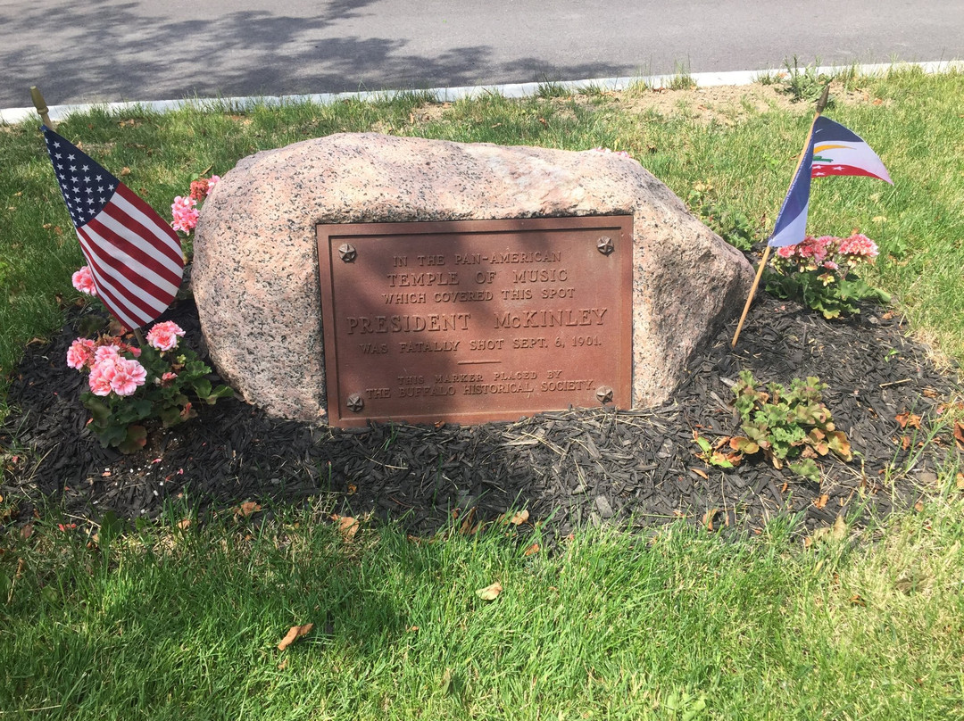 McKinley Death Rock-水牛城必去景点