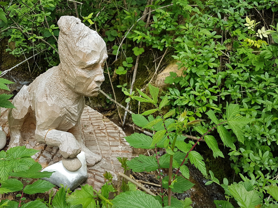 Skulpturenweg Maierhoefen景点图片