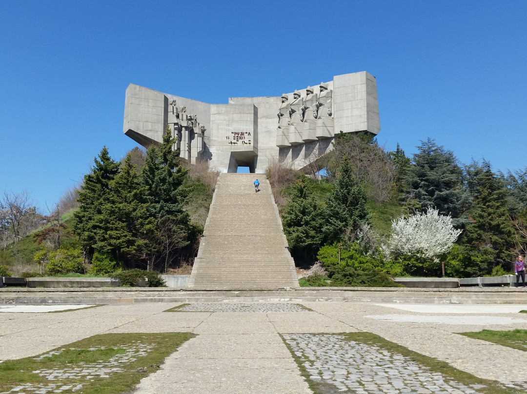 Park-Monument of the Bulgarian-Soviet Friendship-瓦尔纳必去景点