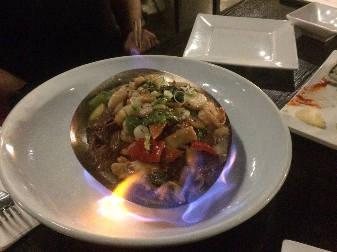 Ozark餐馆和美食-Maru Sushi & Grill