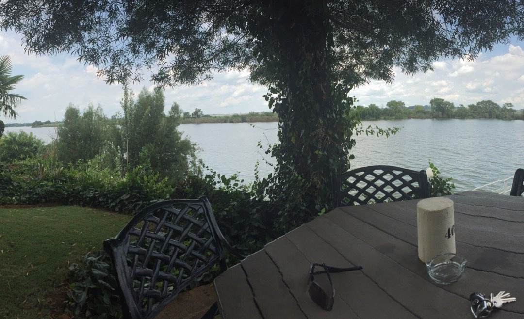 Waterfront Country Lodge & Spa主图