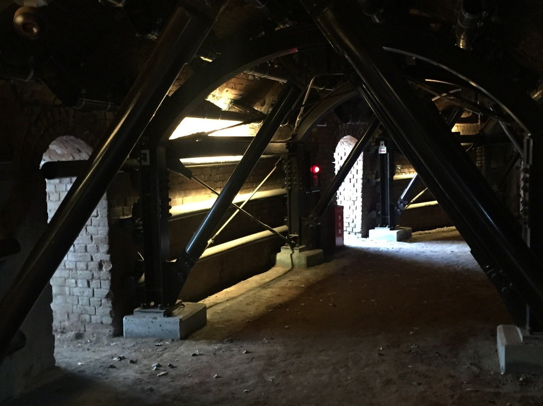 Shimotsurenga Manufacturing Company Rengagama-野木町必去景点