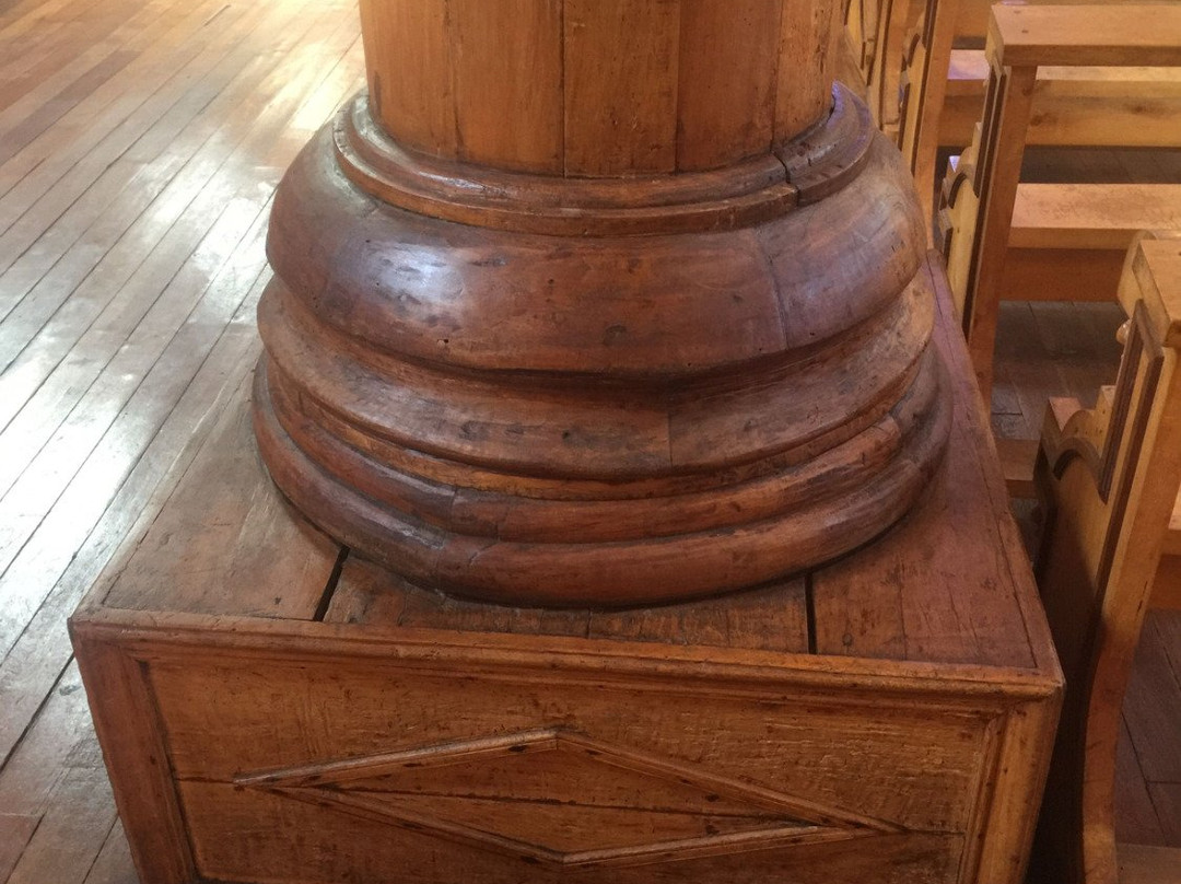 圣法兰西斯哥大教堂-奇洛埃岛必去景点