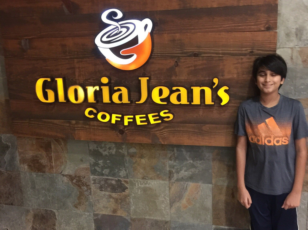 Gloria Jeans