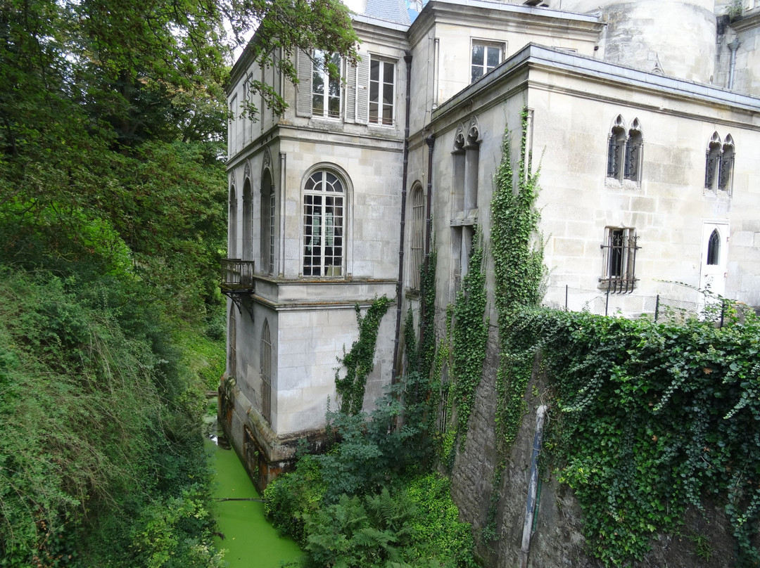 Château de Mont-l'Eveque景点图片