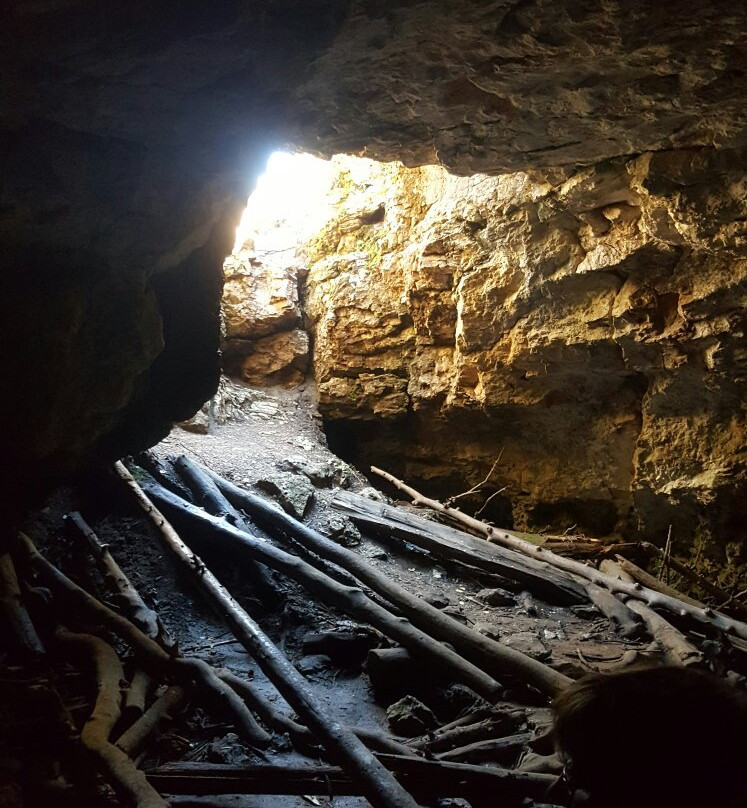 Ice Cave-Duck Creek Village必去景点