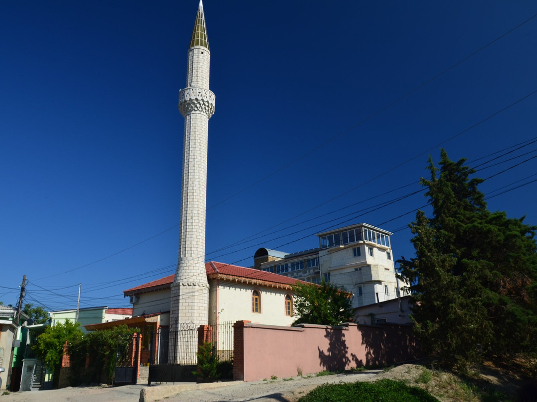 Yukhary-Dzhami Mosque景点图片