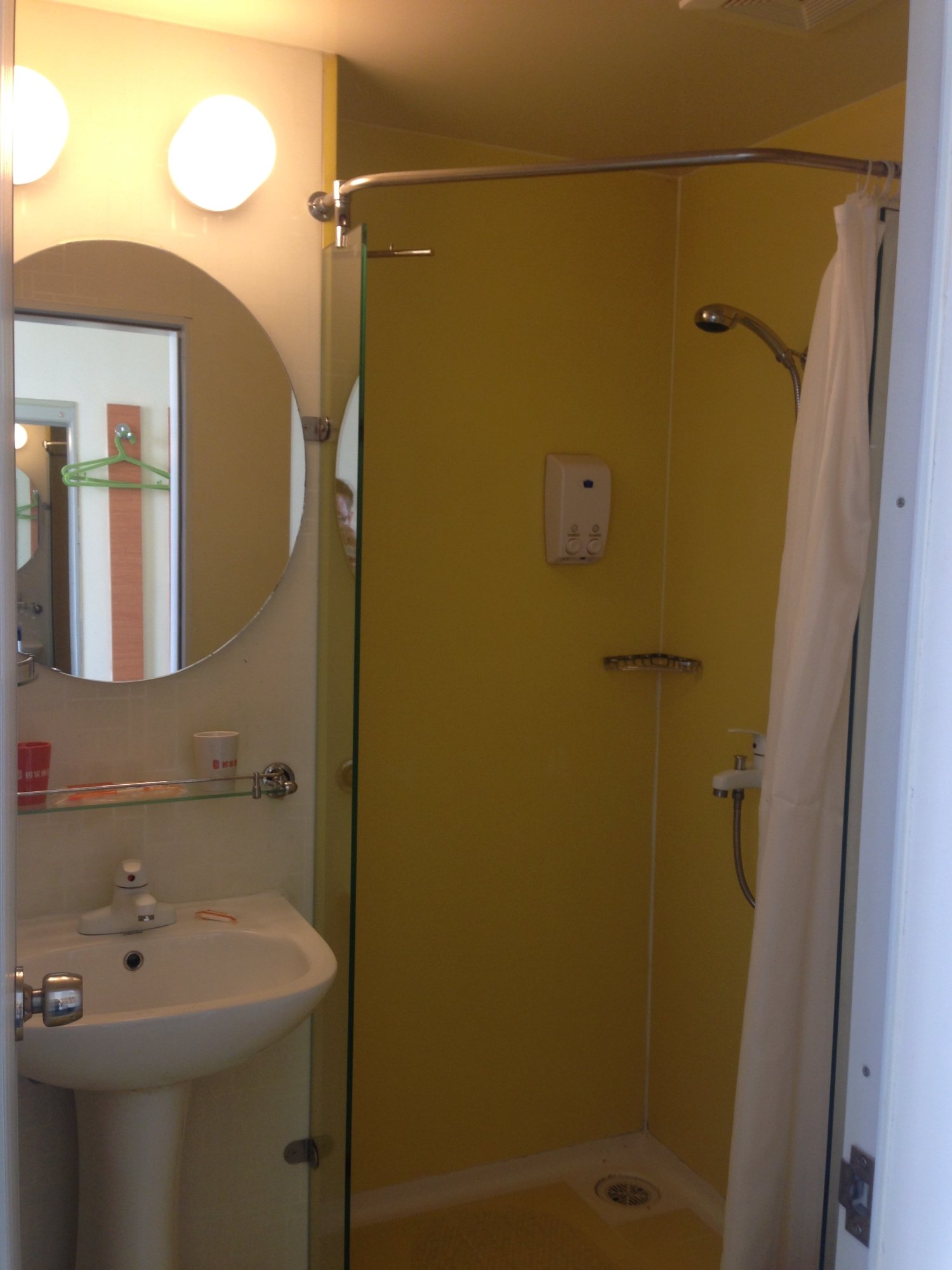 济南如家大明湖店-浴室