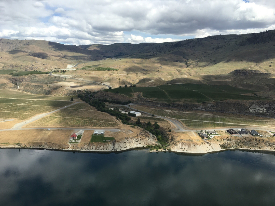 Lake Chelan Helicopters景点图片