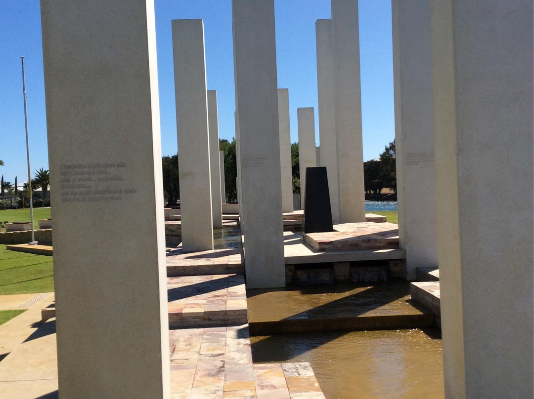 Mandurah War Memorial-曼杜拉必去景点