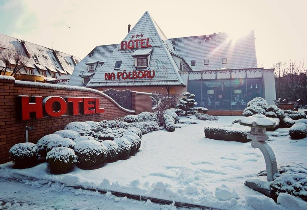 Tubadzin酒店住宿-Na Polboru Hotel & Restaurant