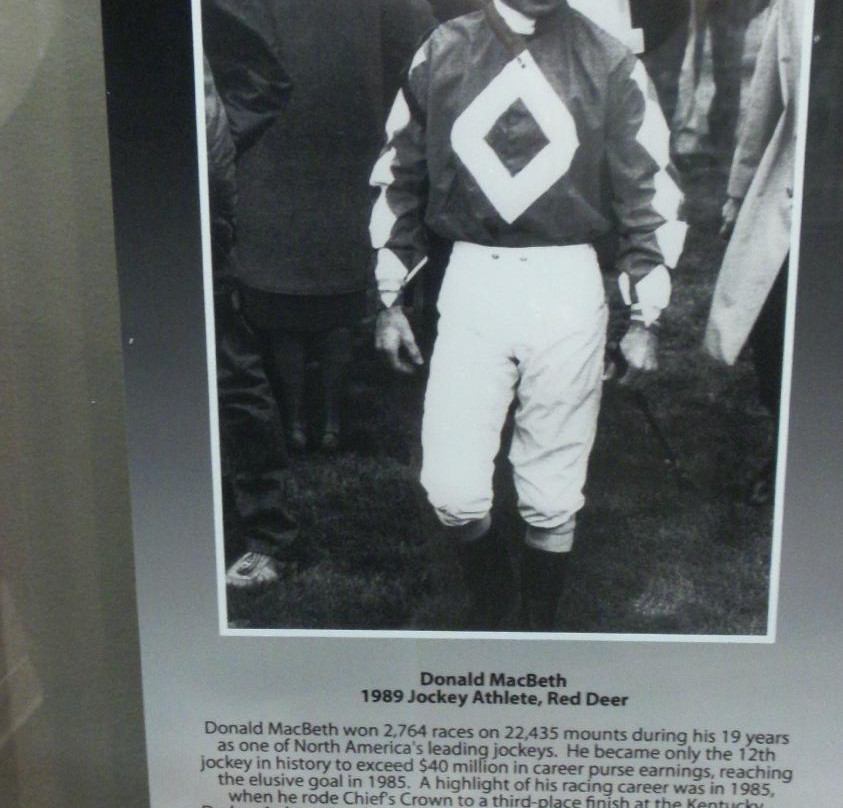 艾伯塔省体育名人堂和博物馆-红鹿市必去景点