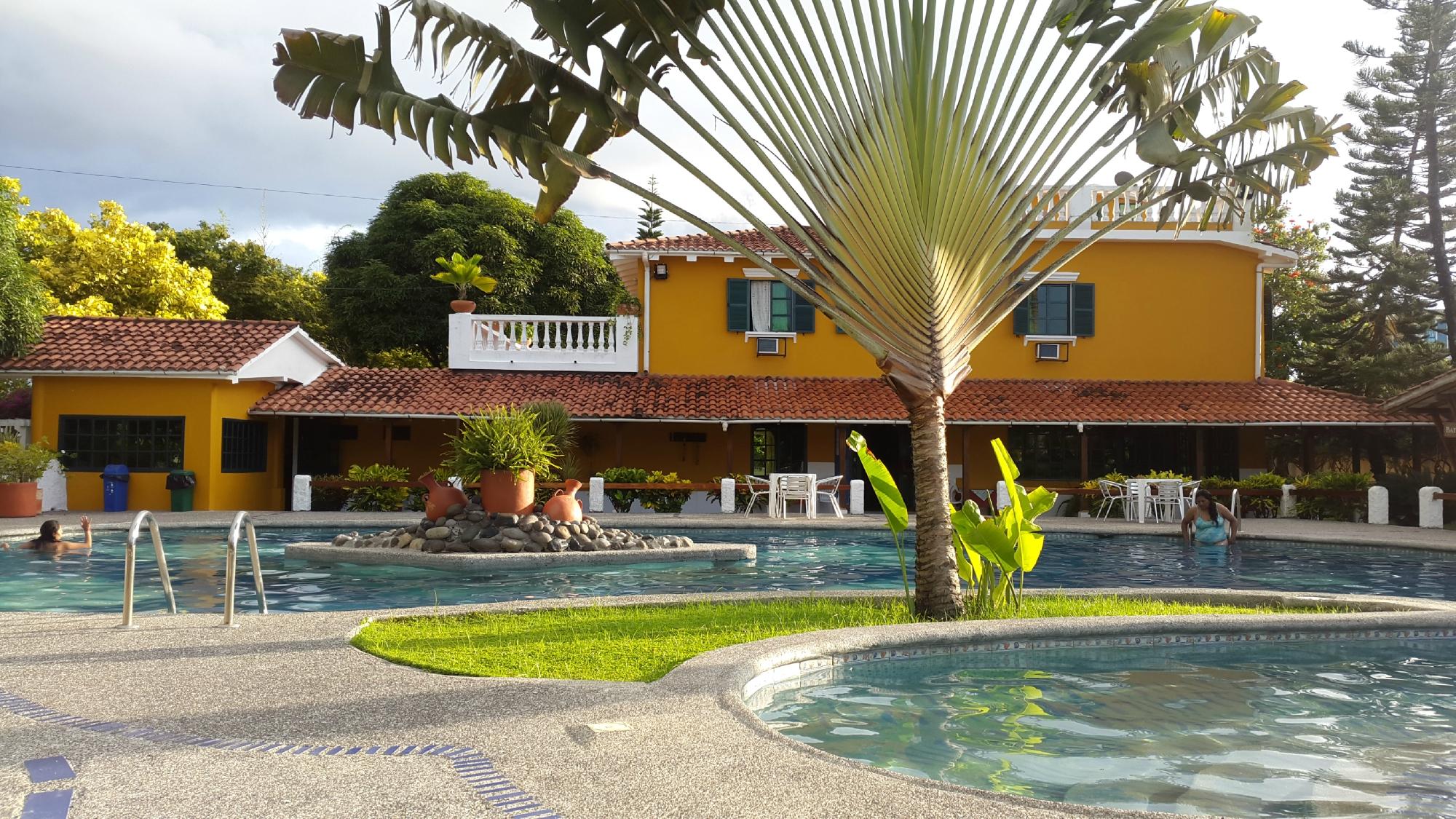 Hotel Torino Ecuador-泳池