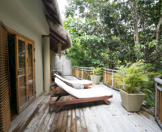 乐德麦尼得劳昂吉瑞尔度假村和Spa