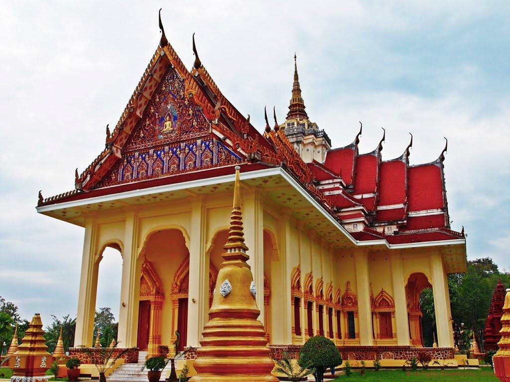 Wat  Saranat Thammaram景点图片