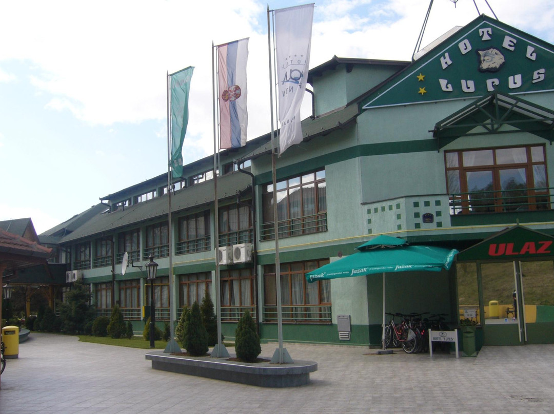 Garni Lupus Hotel主图