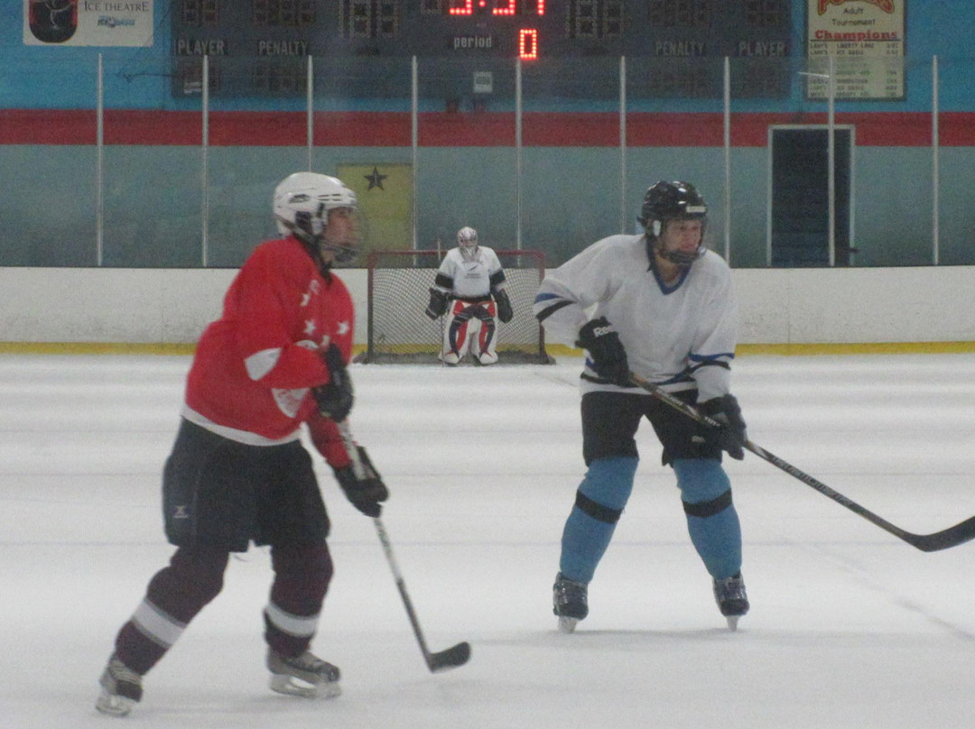 Nazareth Ice Oasis-雷德伍德城必去景点