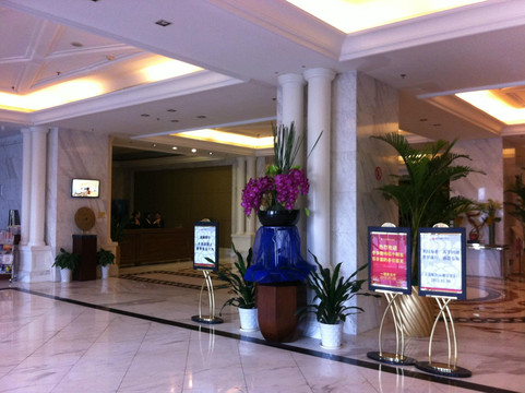 东方建国大酒店主图