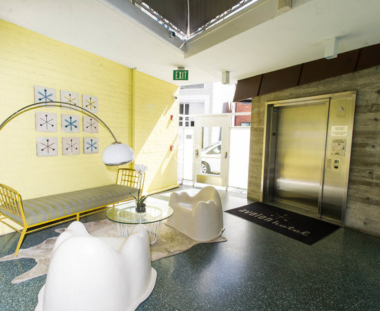 比佛利山庄阿瓦隆酒店