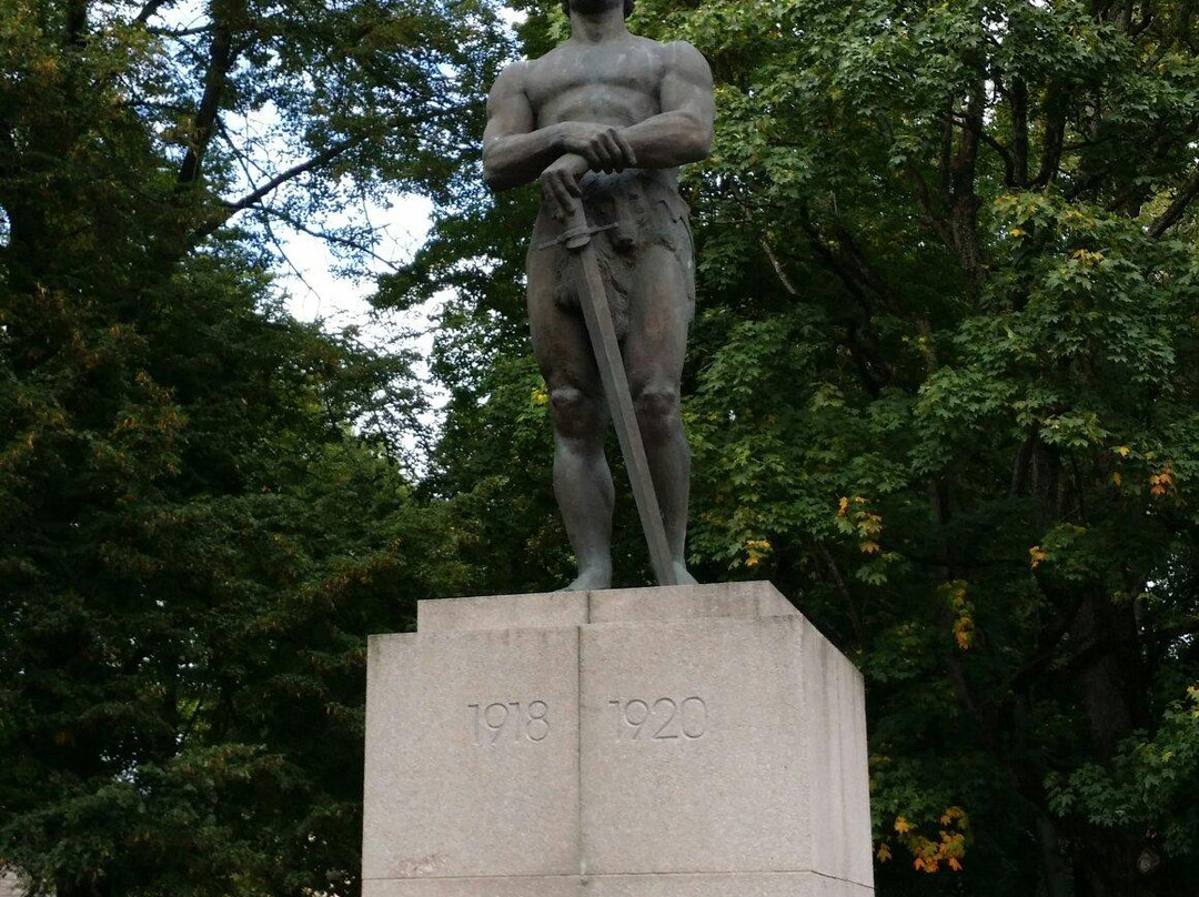 Kalevipoeg – War of Independence Monument-塔尔图必去景点
