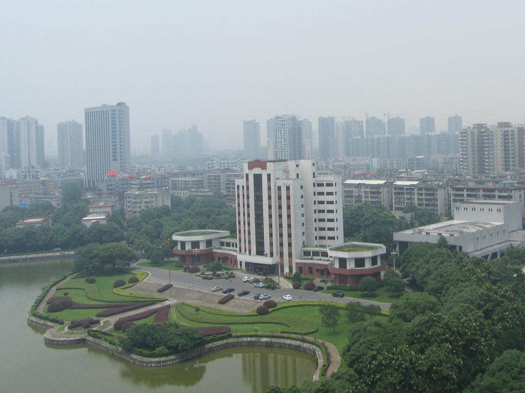株洲市酒店住宿-华天大酒店