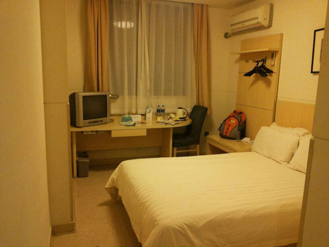 锦江之星广州荔湾陈家祠酒店主图