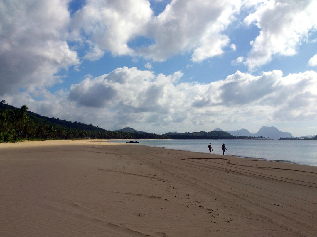 纳克潘海滩-爱妮岛必去景点