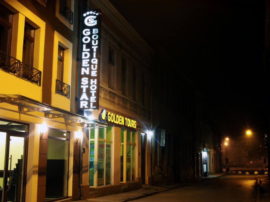 Golden Star Hotel主图