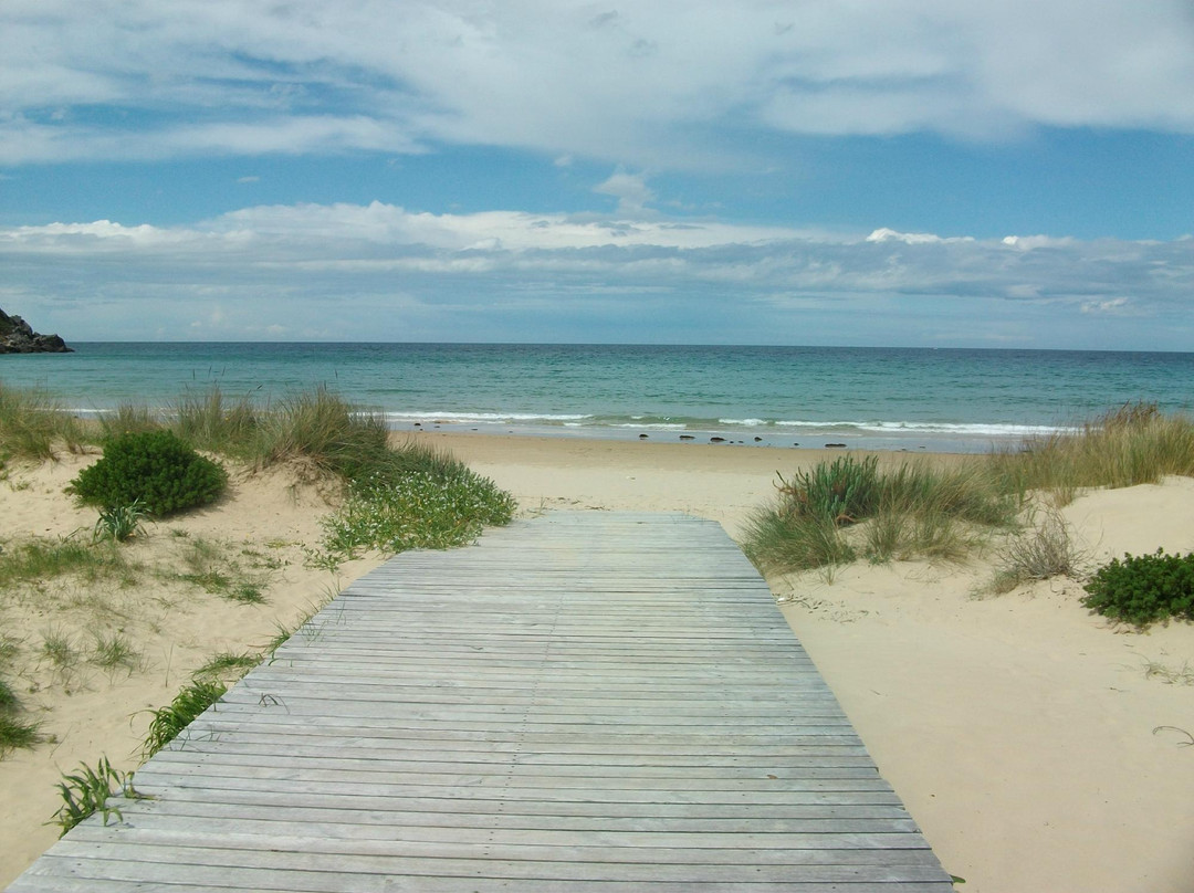 Playa De Berria-Santona必去景点