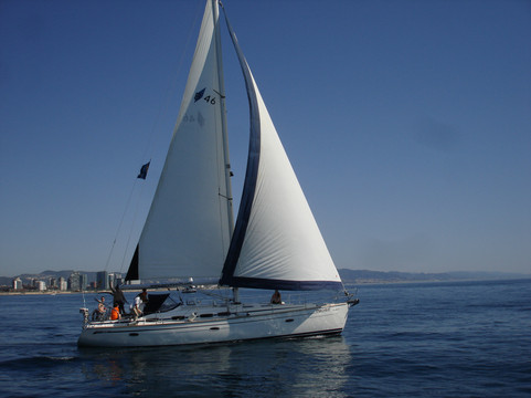 Aurum Yacht-卡斯特尔德费尔斯必去景点