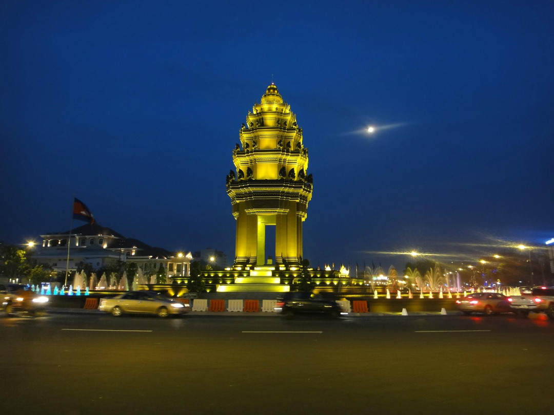 独立纪念碑-金边必去景点