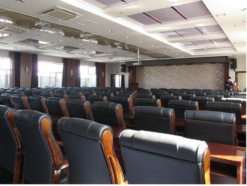 贝尔大酒店主图