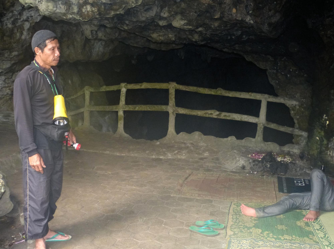 Cerme Cave-Imogiri必去景点