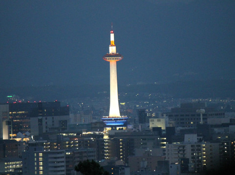 京都塔-京都市必去景点
