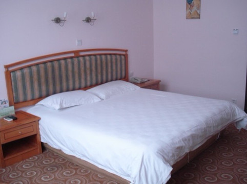 桔子酒店（上海漕宝路日月光中心店）主图