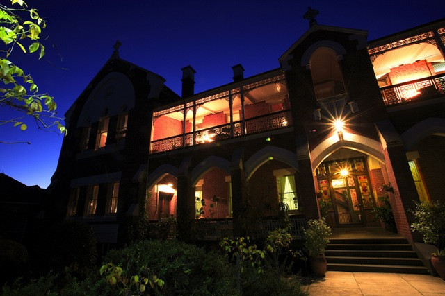 Eldorado酒店住宿-旧修道院酒店