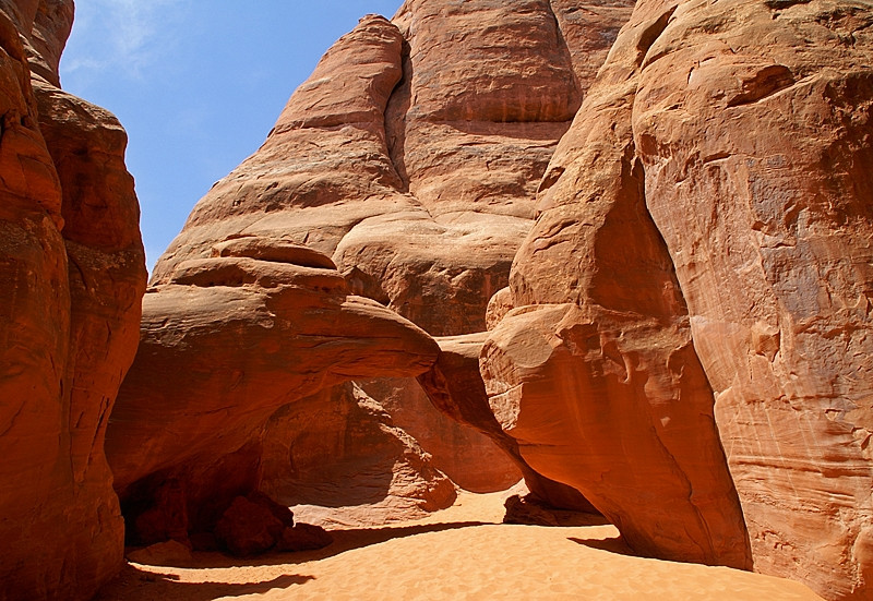 Sand Dune Arch Trail-拱门国家公园必去景点